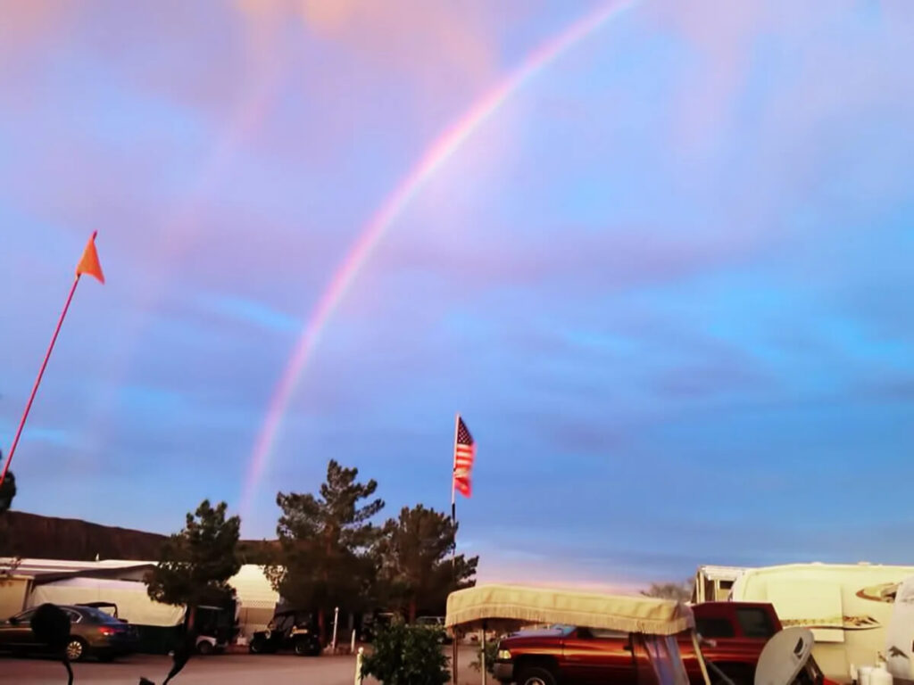 24-wagon-west-rv-park-quartzsite-arizona-desert-oasis-full-hook-up-big-rig-camping-sites